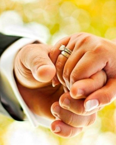 Đại diện giữa vợ và chồng theo Luật hôn nhân gia đình
