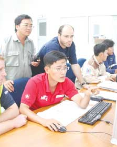 Người nước ngoài làm việc tại Việt Nam theo những hình thức nào?